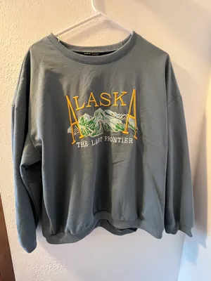 SheIn Alaska Long Sleeve thumbnail 1