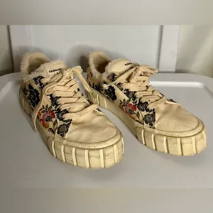 FARM Rio Cream Floral Faux Fur Lined Chunky Sole Sneakers 9 thumbnail 4