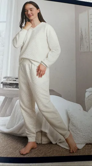 Lands' End Quilted 2-Piece Lounge Set in Cream thumbnail 1