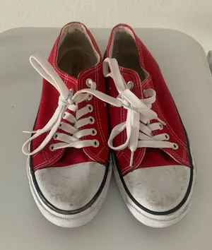Converse Women’s thumbnail 1