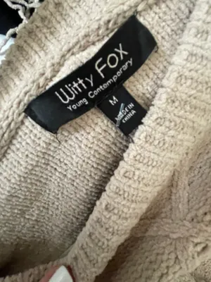 Whitty Fox Sweater Size M thumbnail 4