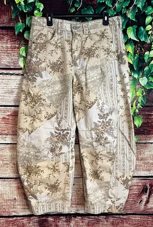 BDG x Free People Driftwood Parker Printed Barrel Jeans Size 10 Patchwork Floral thumbnail 1