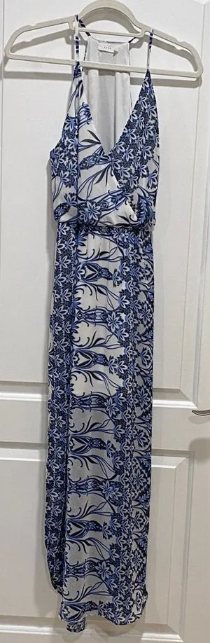 Lulu’s LUSH Floral Blue and White surplus waist midi Dress size Medium thumbnail 1