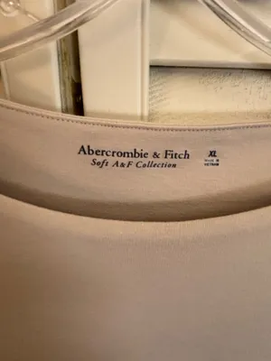Abercrombie & Fitch Top thumbnail 2