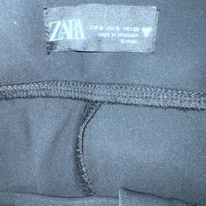 Zara high rise leggings with trim Small thumbnail 5
