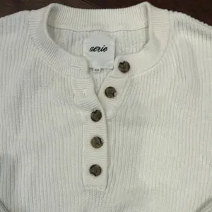 aerie Women’s Tan/Cream Button Up Long Sleeve Sweater Size S C1-052 thumbnail 2