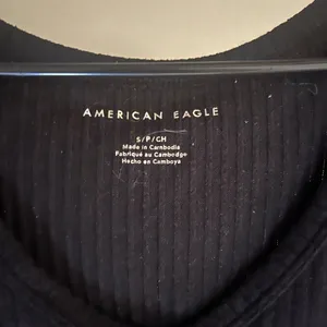 American Eagle Outfitters Fitted Black Long Sleeve Tee thumbnail 2