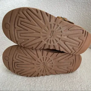 UGG Chestnut Cambridge Knit Suede 1003175 Boots Booties 6 thumbnail 8
