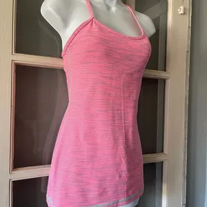 Lululemon Top thumbnail 5