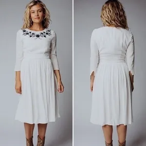 Mod Ref Midi‎ Dress Small White Embroidered Boho Resort Beach Bridal Casual thumbnail 2