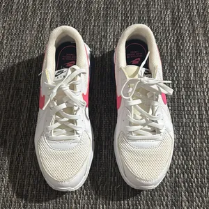 Nike Air Max Excee Shoes White Pink Navy Size 8 thumbnail 3