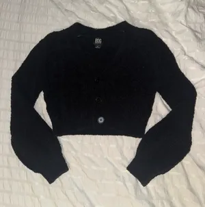 BDG Cropped Fuzzy V Neck Sweater thumbnail 1