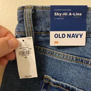 New NWT Old Navy Sky-Hi A-Line Denim Jean Shorts‎ Size 28 $35 Retail thumbnail 3