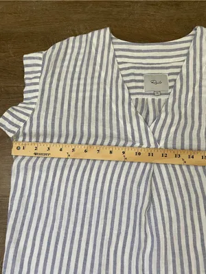 Rails Nala Popover Blouse Size M Blue Iris Stripe Linen Rayon Coastal Chic Beach thumbnail 12