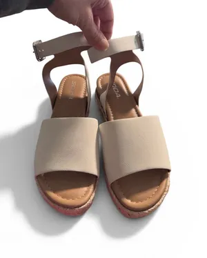 Women’s wedges  thumbnail 1