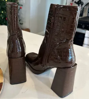 Forever 21 Brown Leather mid-calf Boots thumbnail 4