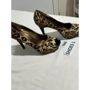 Womans Nine West Bonfire Open Toe Leopard Print Platform Pumps 7.5 M thumbnail 2