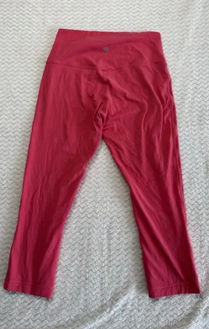 lululemon Align High Rise Crop Leggings 21" hot Pink Size 8 Stretch Yoga thumbnail 1