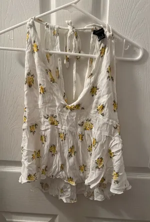 Forever 21 Ivory Top with Sunflower Print thumbnail 1