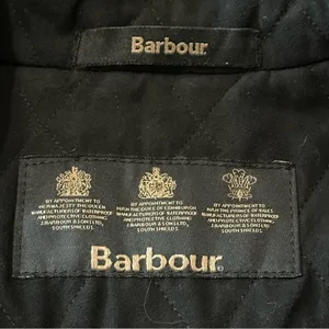 Barbour Women’s Size 8 Black Cashmere Touch Classic Mid Length Quilted Jacket thumbnail 5