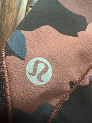 Lululemon Hotty Hot Shorts 4” thumbnail 9