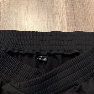 SHEIN Black Lounge Shorts thumbnail 3