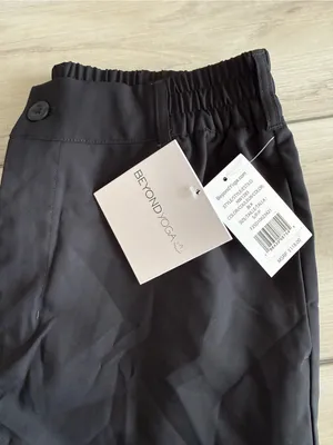 Beyond Yoga Status Tapered Pants Black Small NWT thumbnail 7
