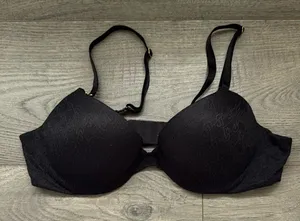 Victoria's Secret Bra Push-Up thumbnail 1