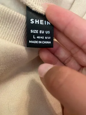 Shein Crewneck Sweatshirt Graphic thumbnail 2