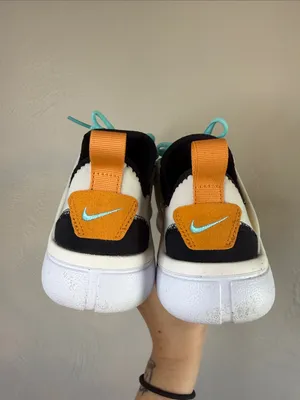 Nike Acalme Training Sneakers Black Aqua Orange Women’s 6.5 thumbnail 3