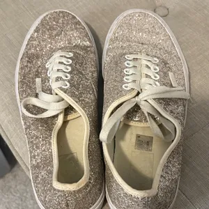 Vans Women's Glitter Lace-Up Sneakers 9 thumbnail 7