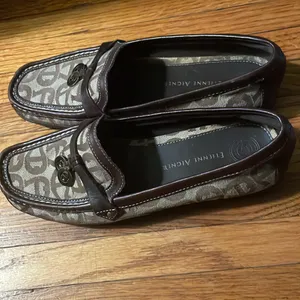 Etienne Ainger loafers with great styling thumbnail 3