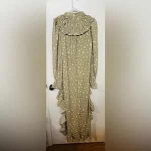 We Wore What NWT High Low Ruffle Floral Dress weworewhat Olive Size M $128 thumbnail 8