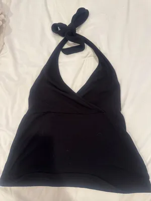 Halter black top thumbnail 1