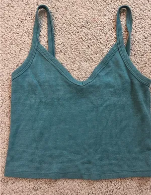 American Eagle tank top cropped  thumbnail 1
