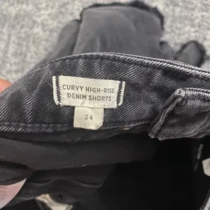 Madewell Black Jean Shorts thumbnail 7