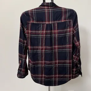 Abercrombie & Fitch Women’s Soft A & F Flannel Button Down Shirt EUC Burgundy thumbnail 2