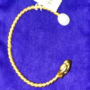 $130 Retail NWT Tory Burch Gold Rope Logo Bangle Bracelet thumbnail 2