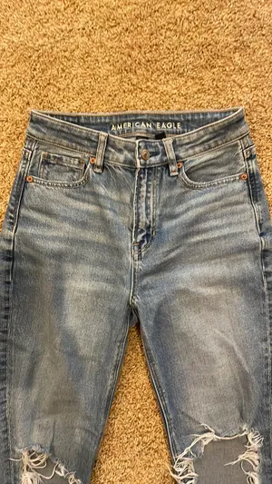 American Eagle Jeans thumbnail 3