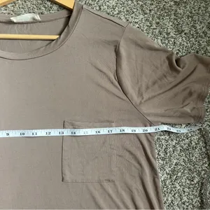🦋 Zenana Outfitters Tan Brown Short Sleeve Tee T-Shirt Casual Lightweight Comfy thumbnail 5