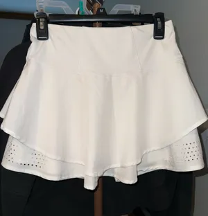 tennis skirt thumbnail 1