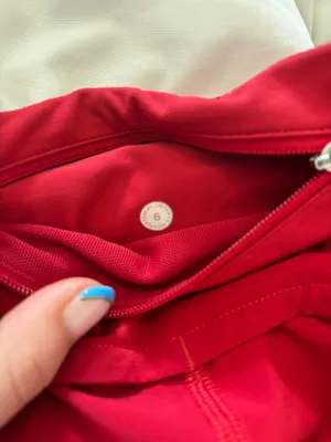 Red Lululemon Shorts 2.5" Low-Rise Speed Up thumbnail 5