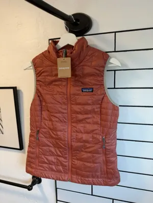 Patagonia Nano Puff Jacket Vest, women’s size S thumbnail 3