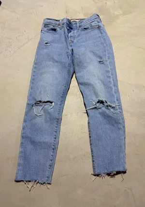 Levi's wedgie premium Light Blue Distressed Jeans 26 thumbnail 1