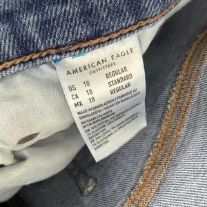 American Eagle Stretch 90s Straight Jean Medium Wash High Rise Classic Size 10 thumbnail 10