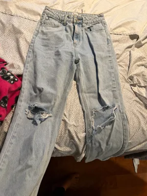 Princess Polly distressed jeans thumbnail 1