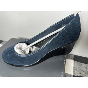New Size 8 M Kate Ann Leah Mid‎ Wedge Pump Comfort Shoe Pleated Suede Blue thumbnail 9