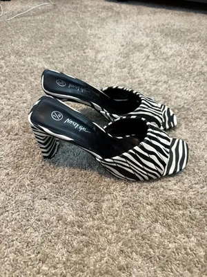 Zebra Print Mules size 9  thumbnail 3
