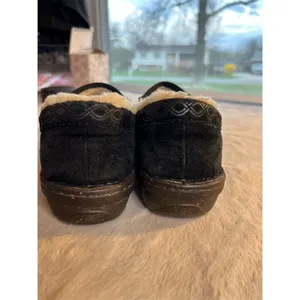 UGG Australia Unisex Black Sheepskin Slip-On Loafers Casual Shoes thumbnail 6
