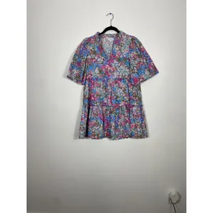 Sugarlips Women’s Floral Shift Dress With Split Neck Size XS thumbnail 5